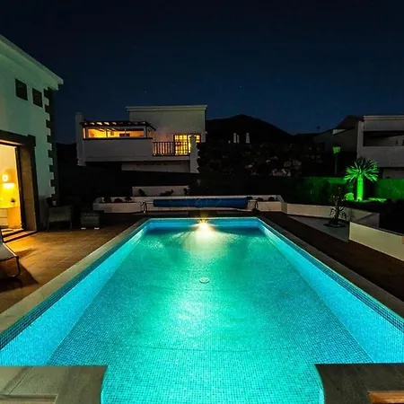 Villa Casa 144, Los Alisios, *