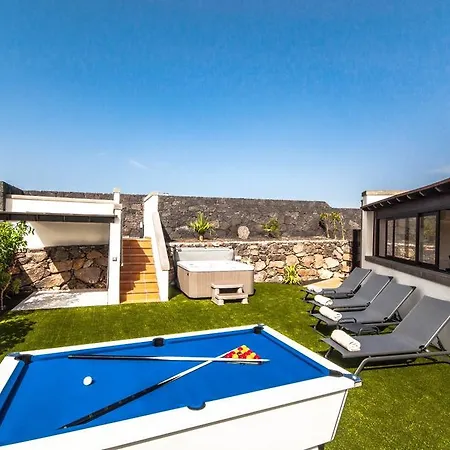 Casa 144, Los Alisios,